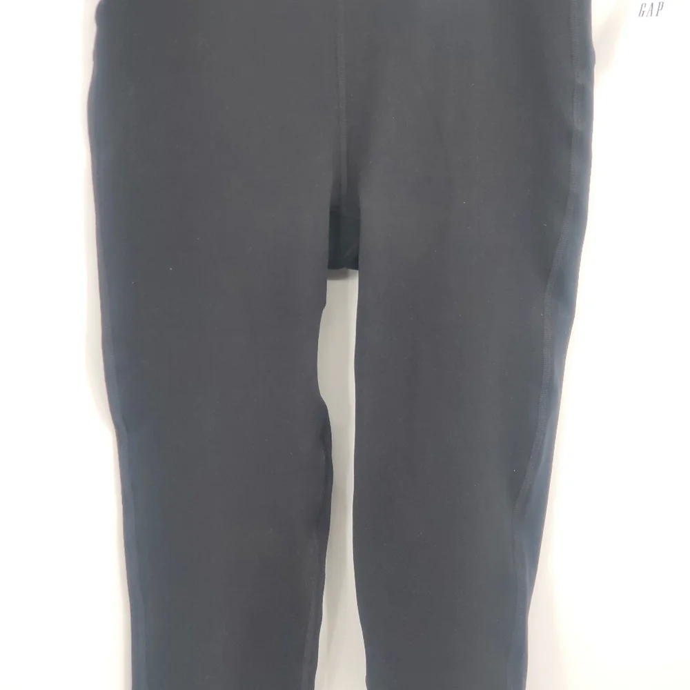 ☆☆ GAP Black High-Rise Capri Length Leggings Size Small NWT